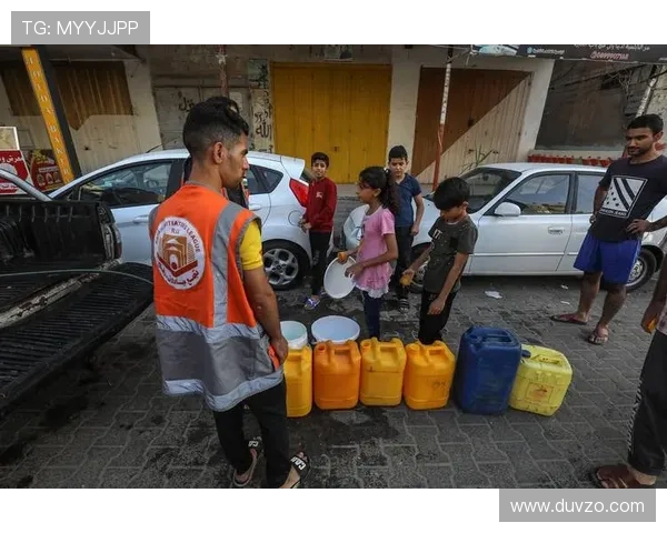 以德化敌 萨卡友善化解冲突